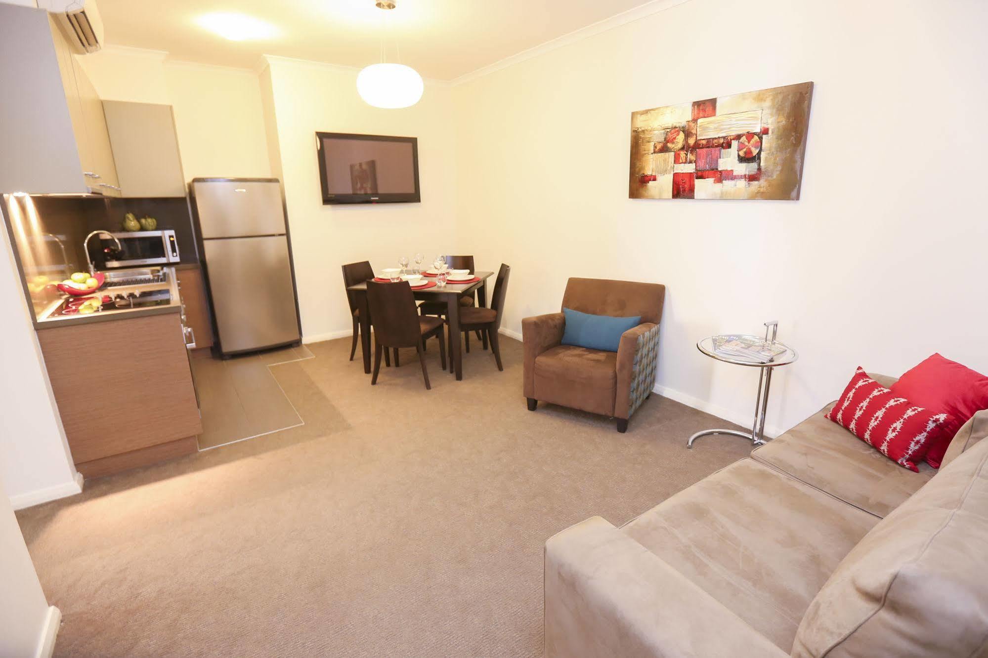 Indulge Apartments - Ontario Mildura Bagian luar foto